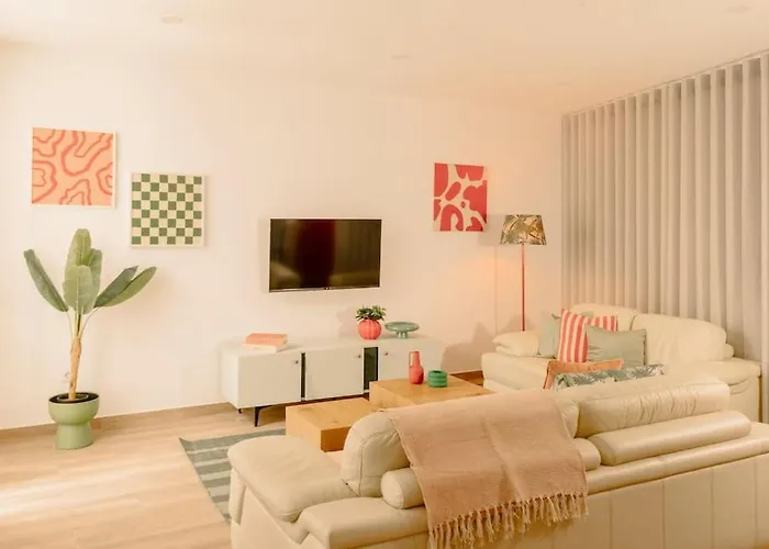 Glam House No Coracao Da *